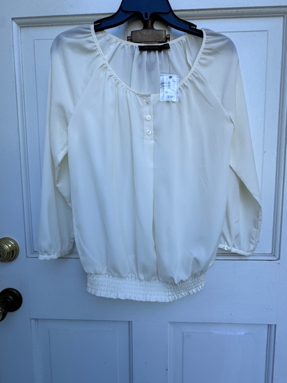 The Limited Ivory Peasant Blouse XS NWT Smocked Hem 3/4 Sleeve Boho Top